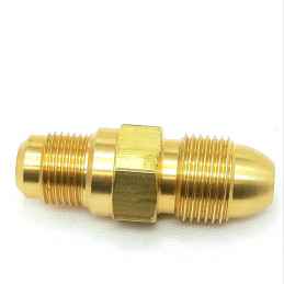 ADAPTATEUR  5/8LH/ 3/4 (19X22) BOUTEILLE PROPANE CALOR GZ32-79 -K16