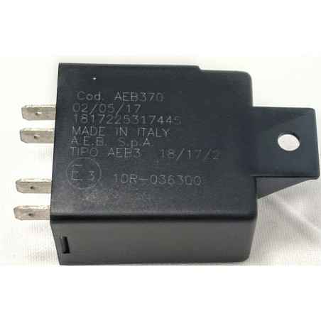 RELÈ DI RITARDO AEB 370-E35