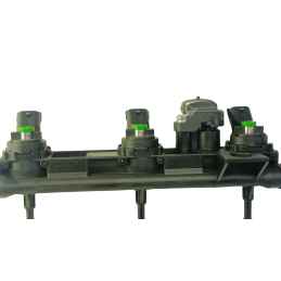 RAIL 3 INJECTEURS VERT DACIA DUSTER AVEC CIRCUIT EAU 17523331R-F7