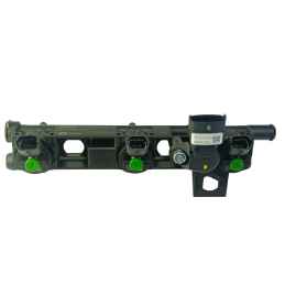 RAIL 3 INJECTEURS VERT DACIA DUSTER AVEC CIRCUIT EAU 17523331R-F7