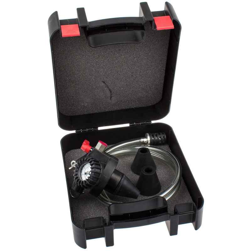 Pneumatisch apparaat voor het vullen van het koelsysteem.